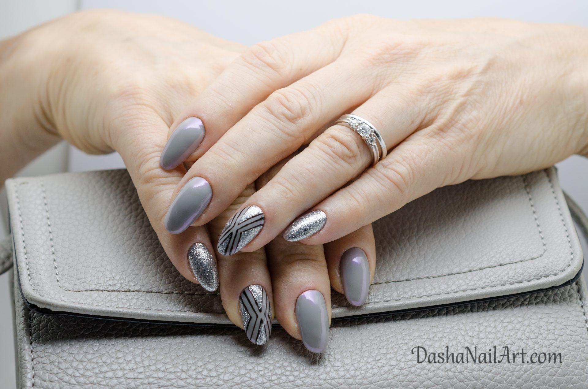Elite chrome gray nails