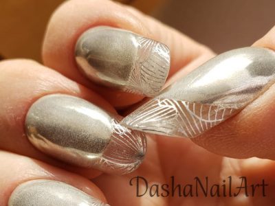 Modern arch almond Metallic clear french tips nails