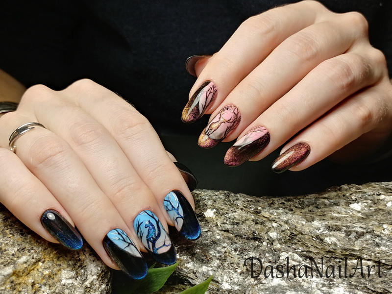 All that glitters: Japan 'nailists' turn manicures into art