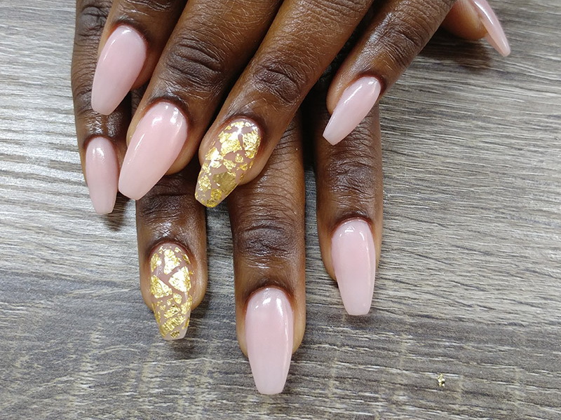 Studio Beauty - Funky french 💖 Treatment- gel polish with nail art Time- 1  hour 15 Nail tech- gianna @glambygi Cost- £30 Products- @the_gelbottle_inc  @nafstuff #nails #nailsofinstagram #nailsnailsnails #nailart #nailsoftheday  #larbertnails #larbertsalon #