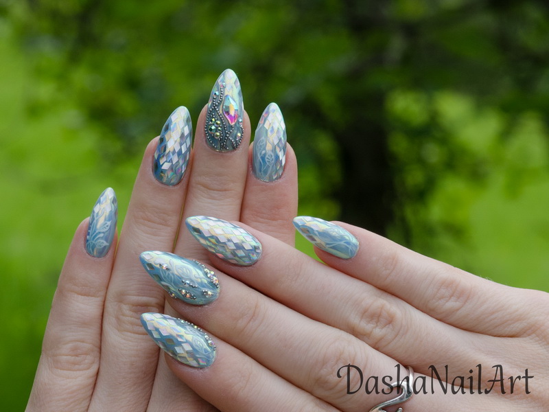 Nail art pricing and how to charge for nail art